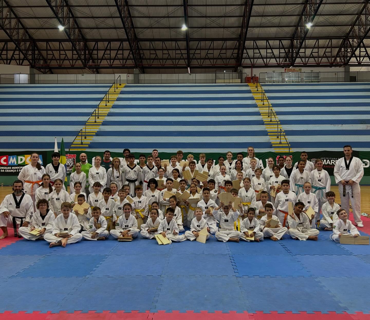 Troca de Faixa dos atletas da Associação (ACDR) do Taekwondo