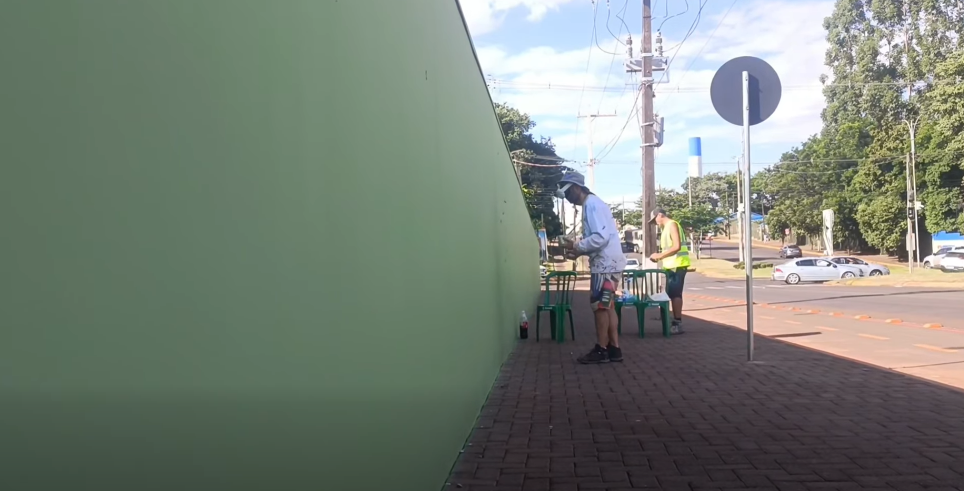 Arte Urbana: Grafiteiro paulista transforma muro no cruzamento das avenidas Írio Welp e Rio Grande do Sul