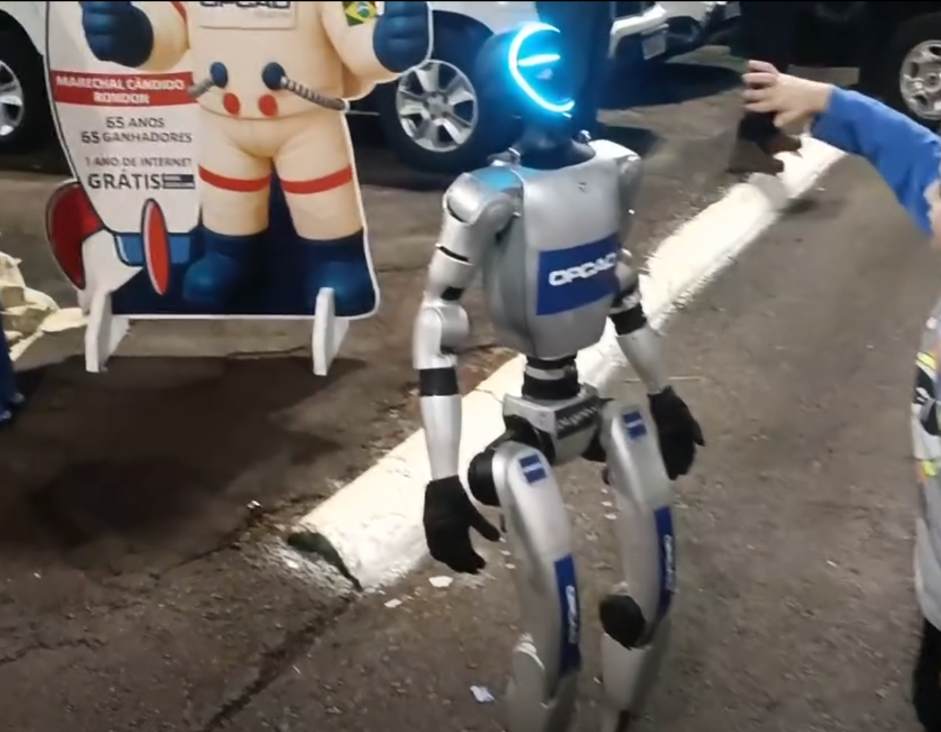 Assista: Transmitir Digital Mostra o Robô de SP que Encantou os Visitantes da Expo Rondon