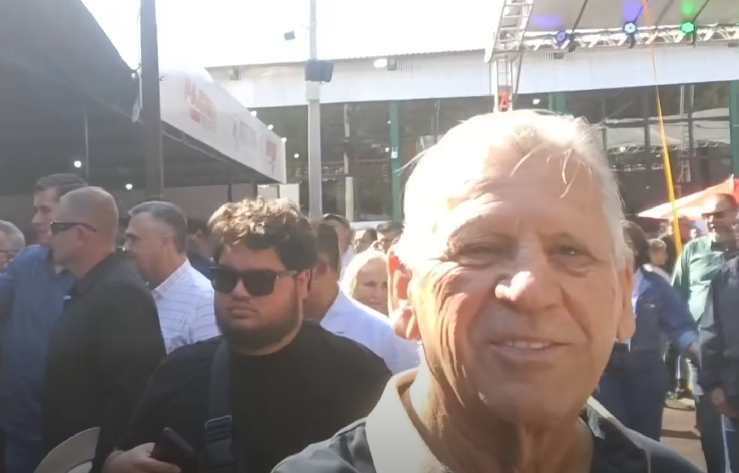 "R$ 34 Milhões Parados": No Boi no Rolete, Dilceu Sperafico Critica Demora na Entrega da Sede do BPFron